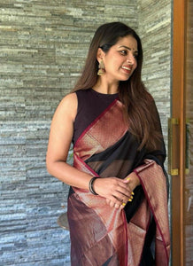 Black Soft Silk Saree With Lagniappe Blouse Piece