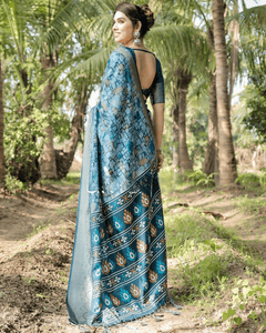 Dazzling Blue Colored Jacquard Silk Saree With Zari Border Blouse