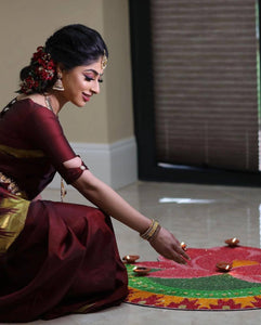 Imposing Brown Colored Kanchivaram Silk Saree